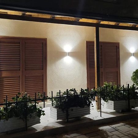 Pietro Guesthouse 3 Tirana Exterior photo